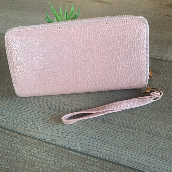 Ardene wallet wristlet - Picture 4 of 6